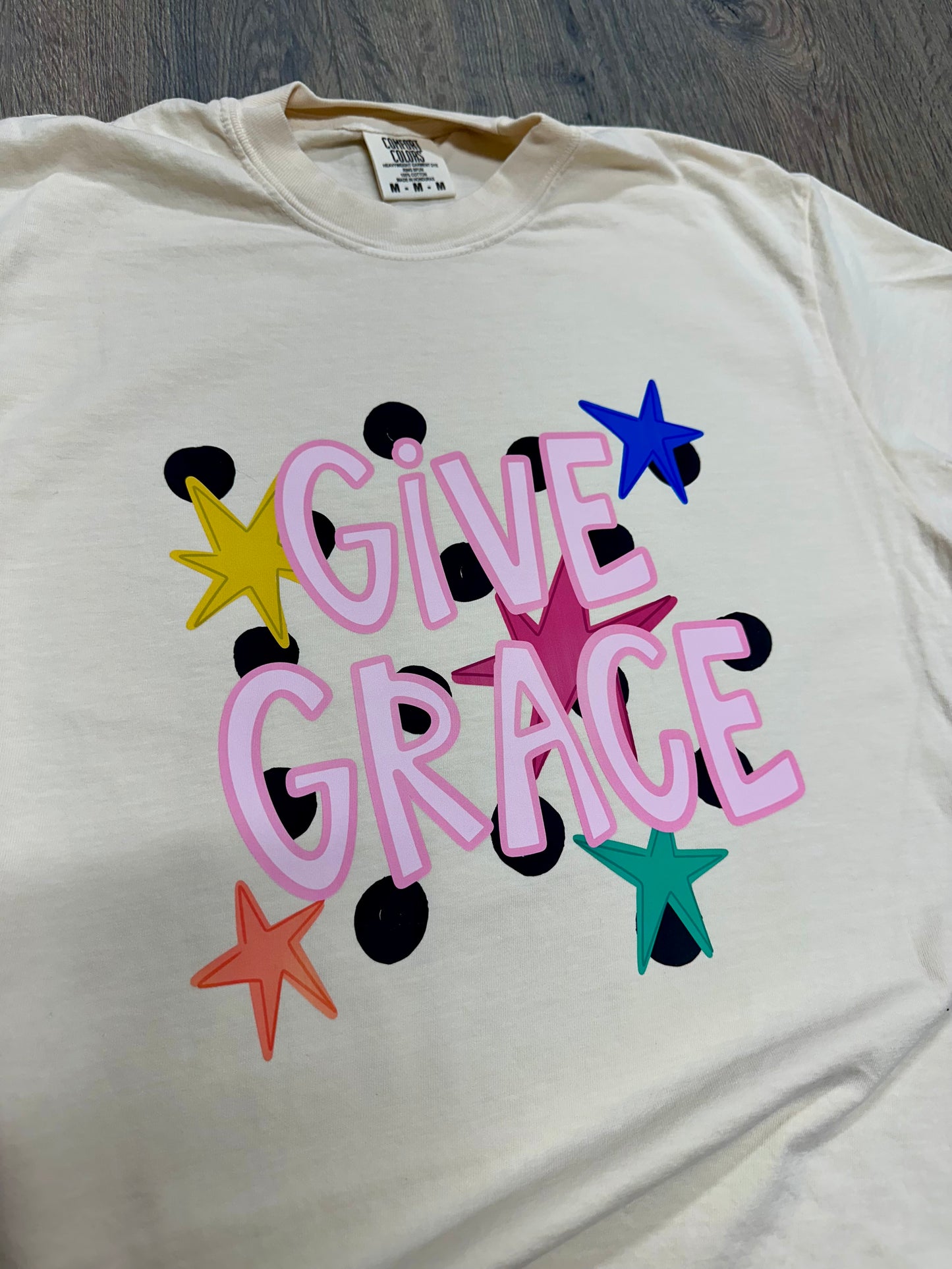 Give Grace Short Sleeve