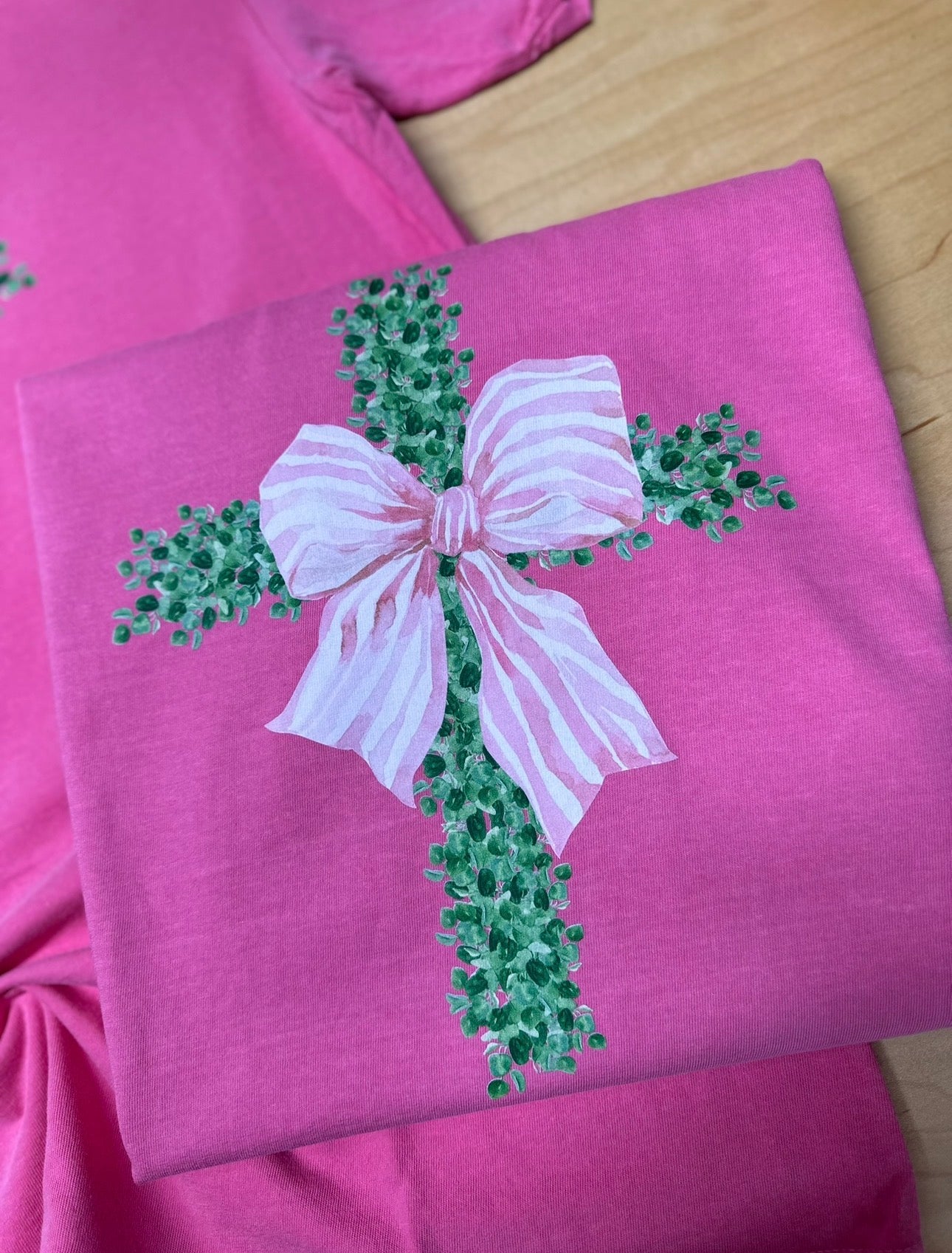 Floral Cross & Bow Short Sleeve